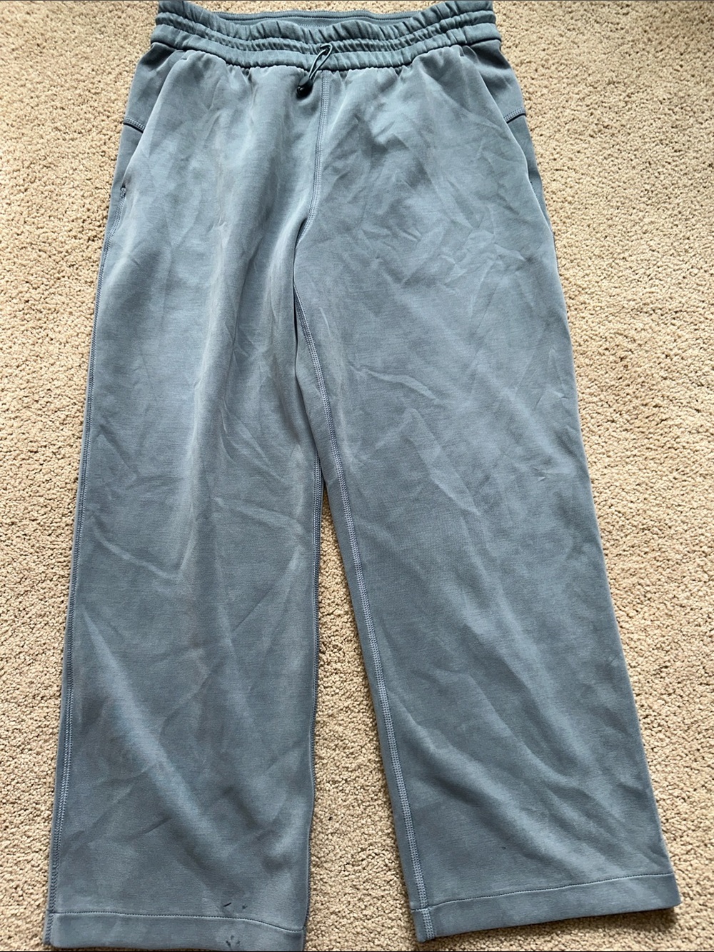 Lululemon cropped pull on scuba pants